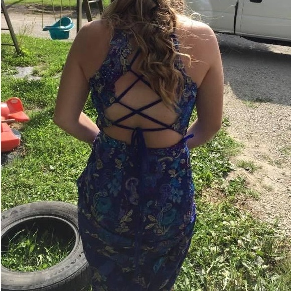 Ellie Wilde prom dress - Picture 6 of 6